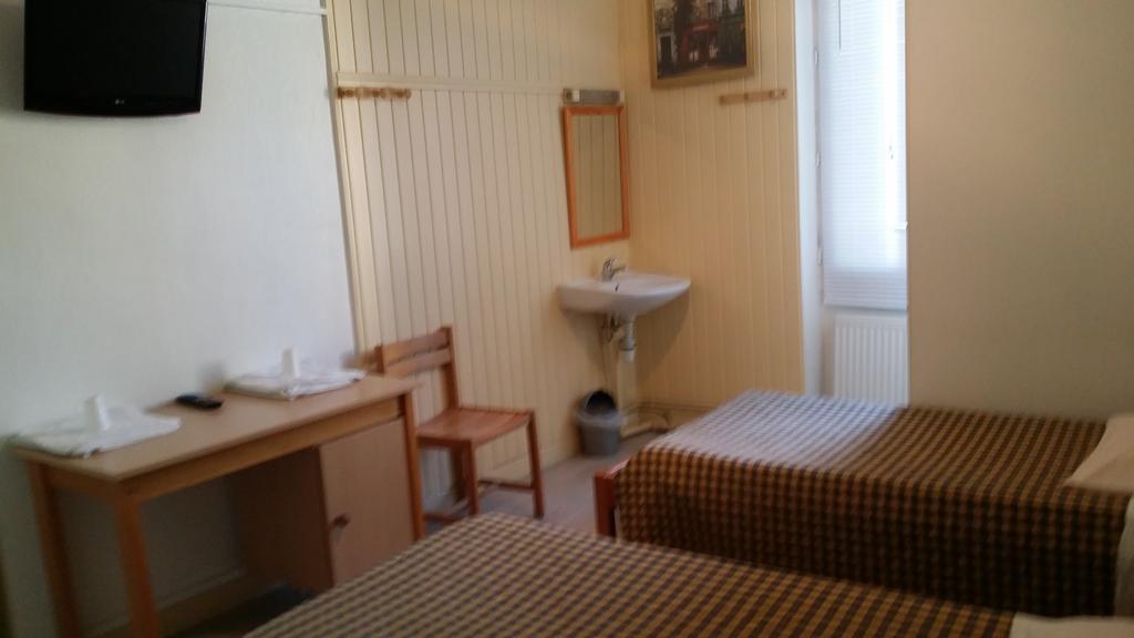 Hotel Le Tram Fontaine  Extérieur photo