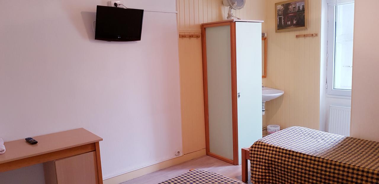 Hotel Le Tram Fontaine  Extérieur photo